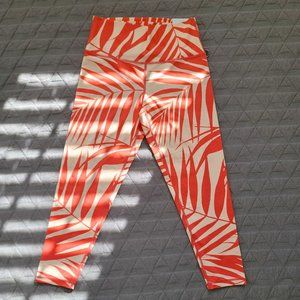 Aerie Palm leaf print workout leggings NWT